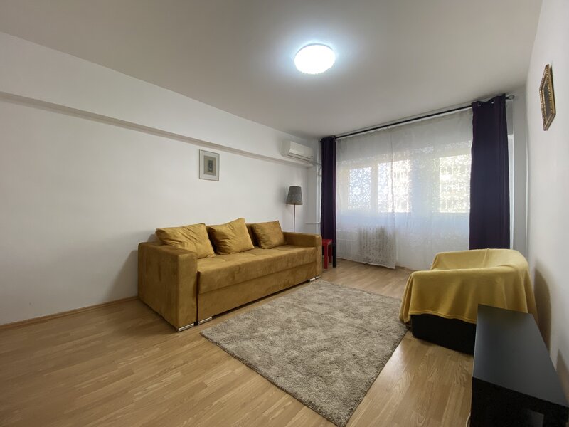 Titulescu, Ana Pan, curat, renovat, liber.